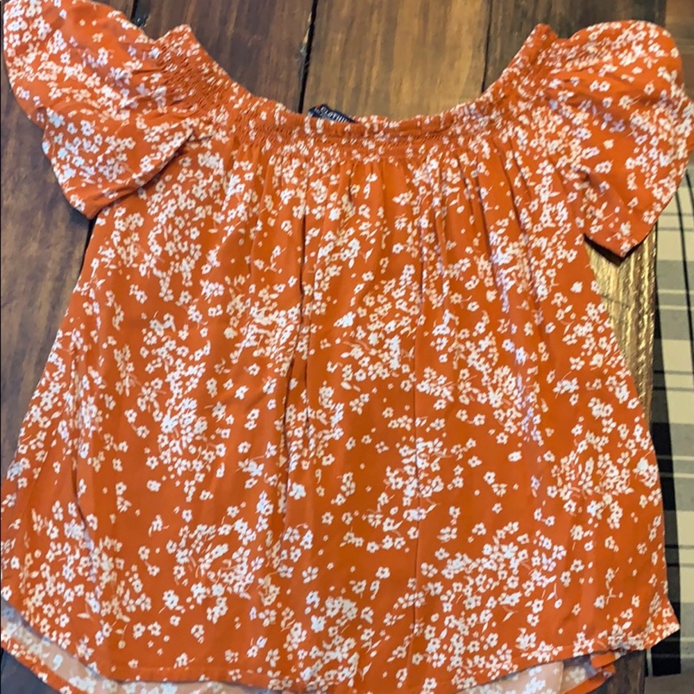 Off the Shoulder shirt